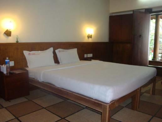Spice Country Resort Chithirapuram Esterno foto