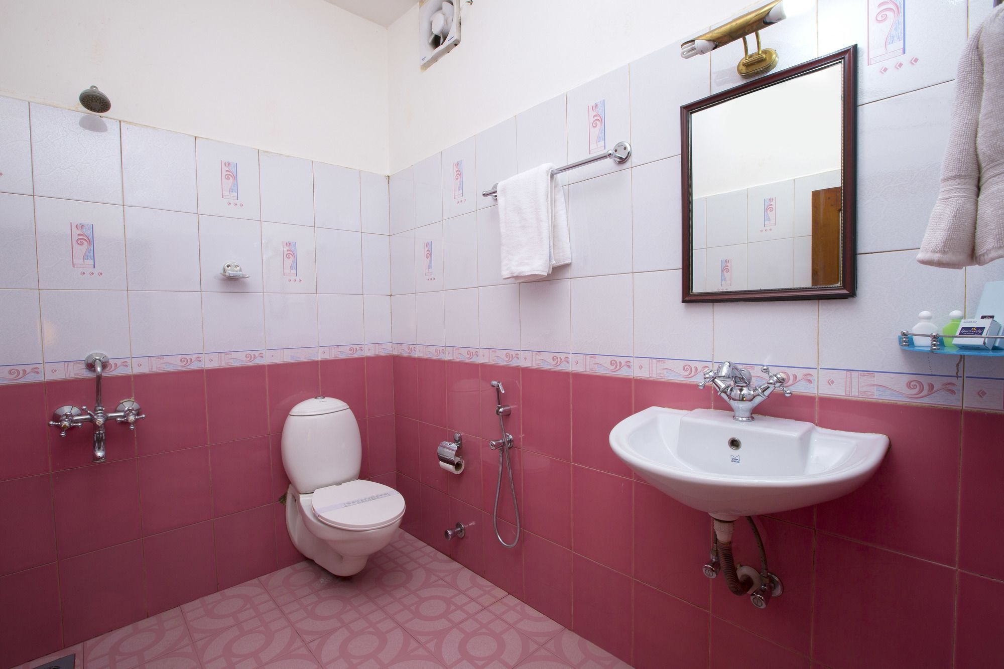Spice Country Resort Chithirapuram Esterno foto